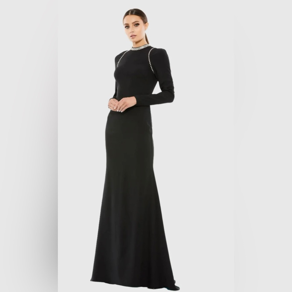 MacDuggal/Ieena Black‎ Raglan Long Sleeve High Neck Gown